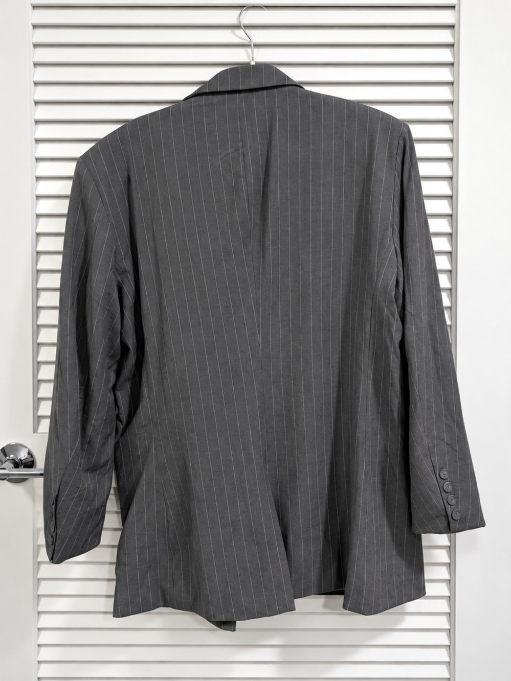 Wild Fable Gray White Pinstripe Blazer Size Large